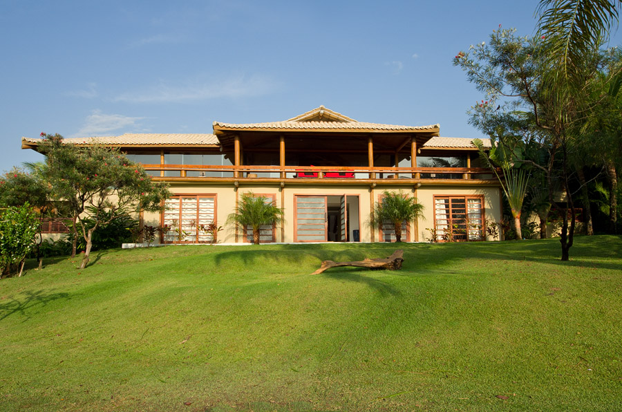 Foreign buyers find dolar deals in Brazil – Mansion Global 2015