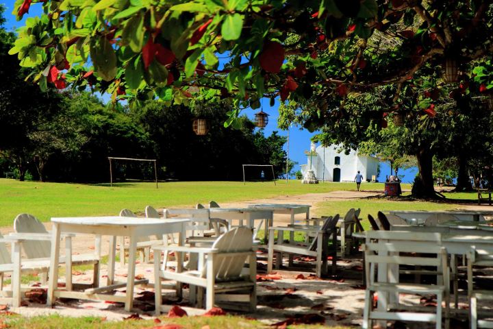 How to do Brazil´s utopian beach town like a local – l´Officiel USA 2019