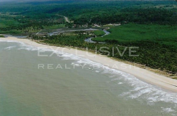 Terreno pé na areia de 10,5 hectares com acesso ao rio, Mogiquiçaba