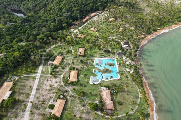 Beachfront plot connected to a boutique hotel, Jacumã