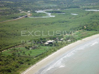 Beachfront plots with 30 m of beach on a peninsula, Santo André