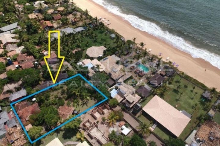 House with 3 guest chalets, 50 m from the beach in Caraíva