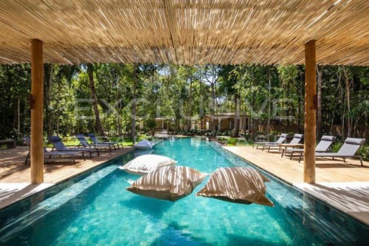 New house with 4 bungalow suites in Pedro Grande