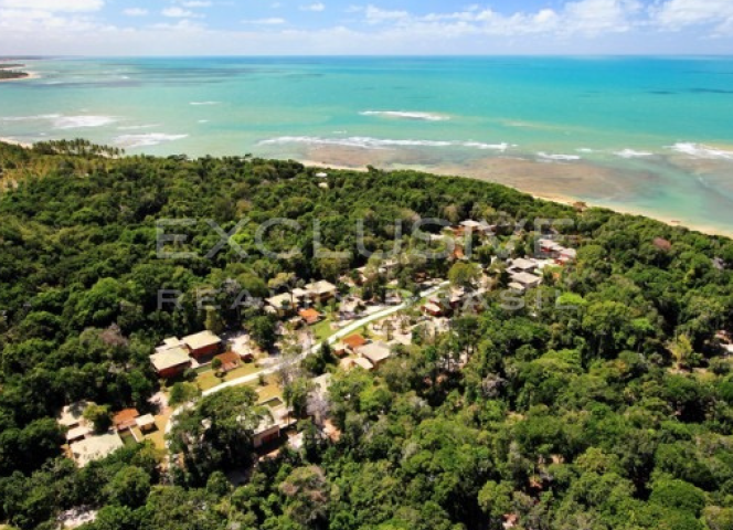 Off-plan beachfront houses in a community of 8, Itapororoca