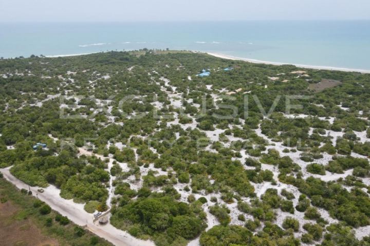 4.4-hectare beachfront land near Fasano and Vale dos Búfalos