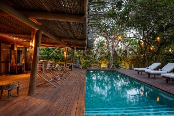 Rustic-chic 4-suite house, Terravista Villas