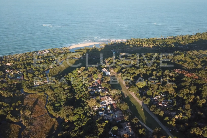 Pousada tombada com 4 suítes e vista para o mar no Quadrado